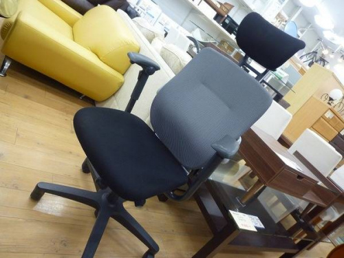 特選家具のチェア