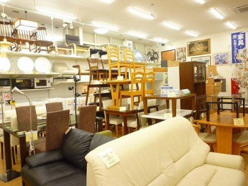 中古 家具のソファー