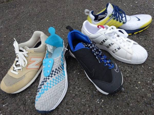 ブランド・ラグジュアリーのスニーカー