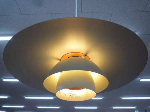 特選家具の照明