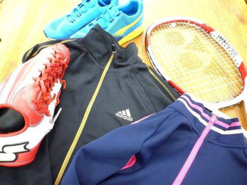 スポーツ用品の松原店