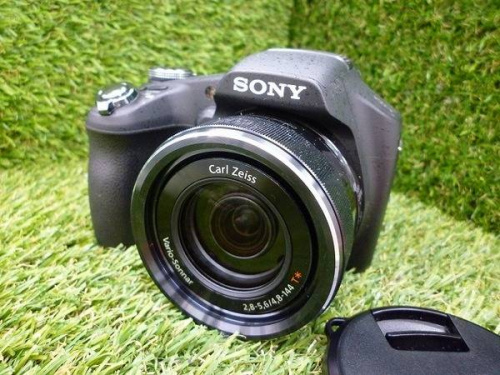 デジタル家電のデジタルカメラ