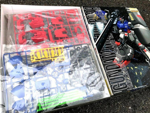 ガンプラのガンダム