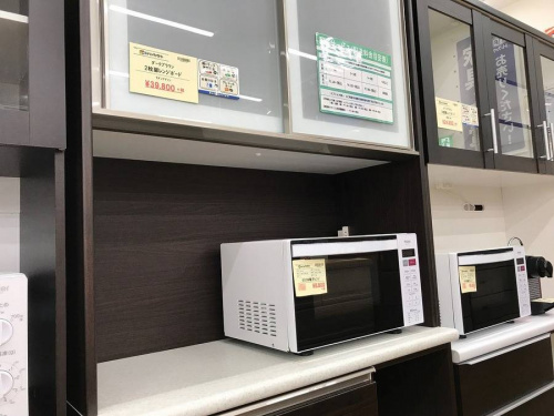 家具・インテリアの食器棚