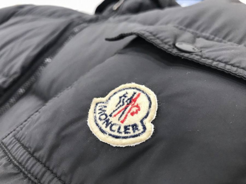 メンズファッションのダウンジャケット