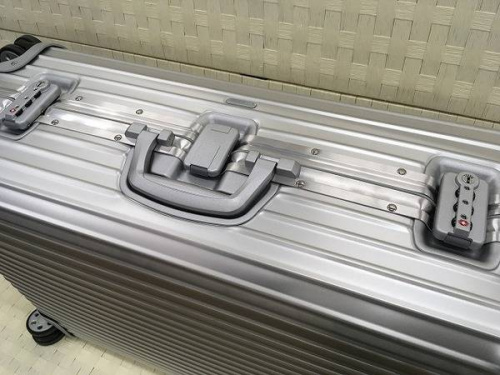 バッグ　松原のRIMOWA
