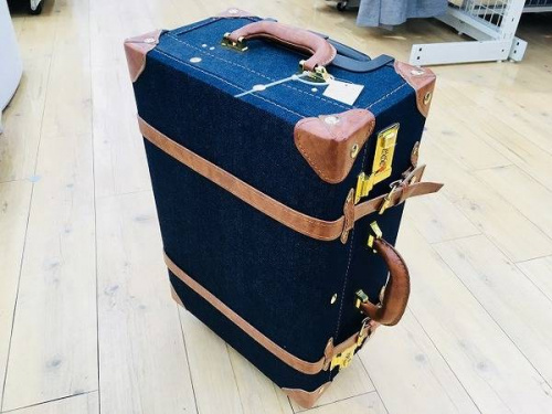 ブランド・ラグジュアリーのバッグ・財布