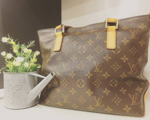 ブランド・ラグジュアリーのバッグ・財布