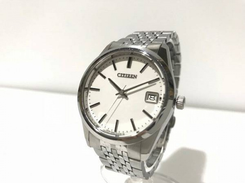 メンズファッションの腕時計　松原