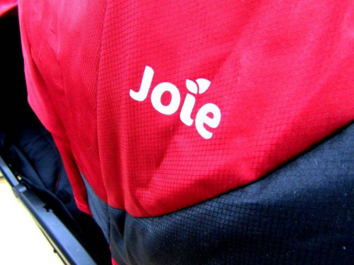 ベビーカーのJOIE
