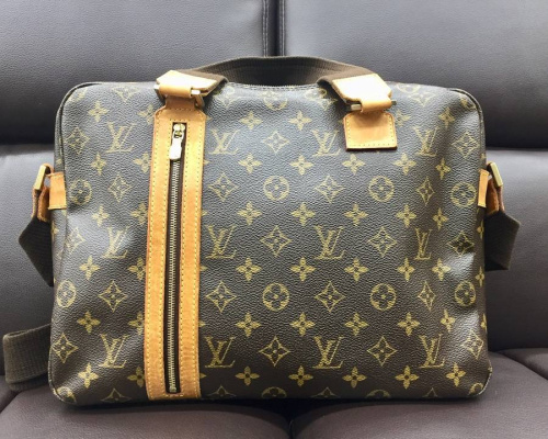 ブランド・ラグジュアリーのバッグ・財布