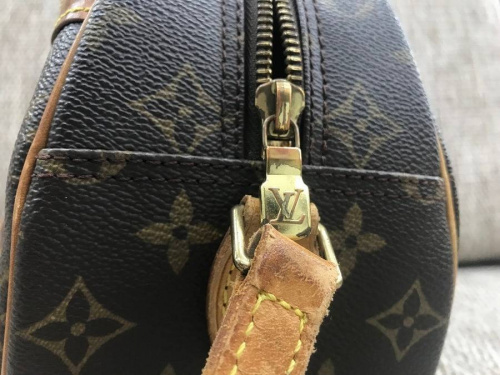 バッグ・財布のルイヴィトン（LOUIS VUITTON）