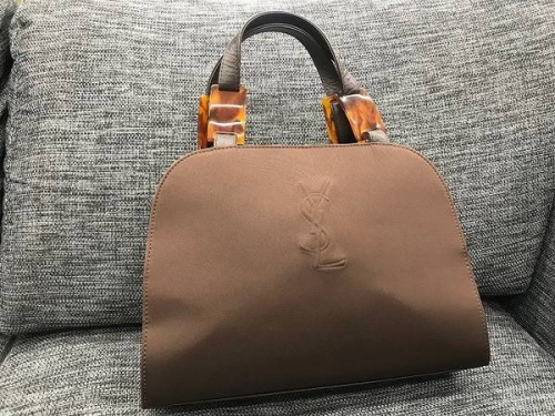 ブランド・ラグジュアリーのバッグ・財布