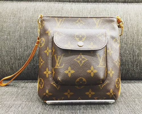 ブランド・ラグジュアリーのバッグ・財布