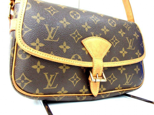 バッグ・財布のルイヴィトン（LOUIS VUITTON）