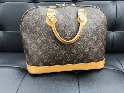 ルイヴィトン（LOUIS VUITTON）の関西