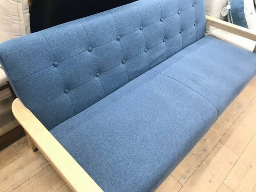 家具のソファ