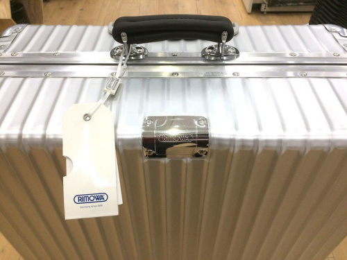 リモワ買取　大阪のブランド鑑定　大阪