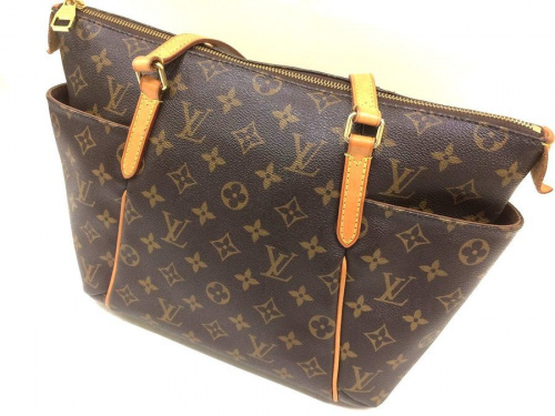 ¥ô¥£¥È¥ó¡¡Çã¼è¡¡¾¾¸¶»Ô¤Î¥ë¥¤¥ô¥£¥È¥ó¡ÊLOUIS VUITTON¡Ë