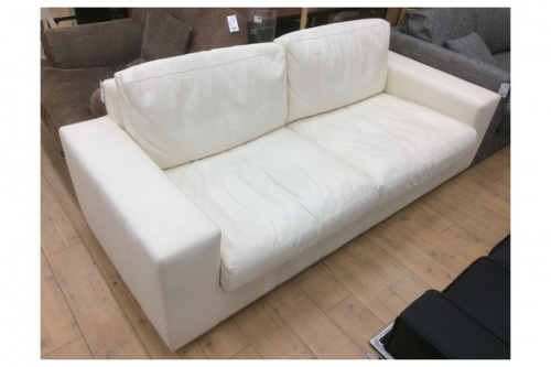 家具のソファ