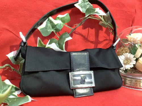 バッグのFENDI