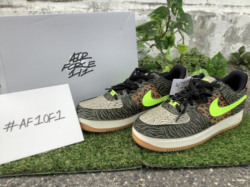 NIKE(ナイキ)のスニーカー