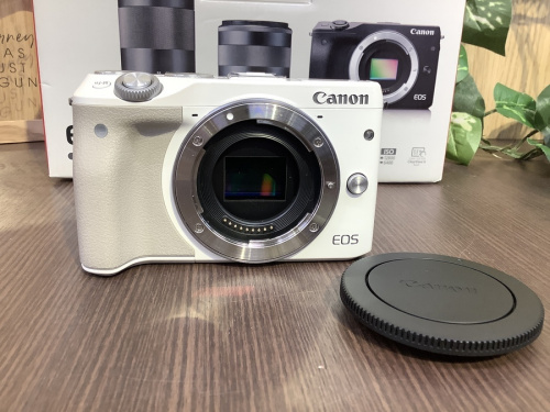 一眼レフカメラのCANON