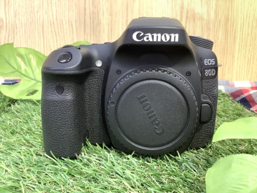CANONの一眼レフカメラ