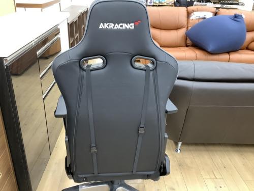 ゲーミングチェアのAKRacing(エーケ―レーシング）