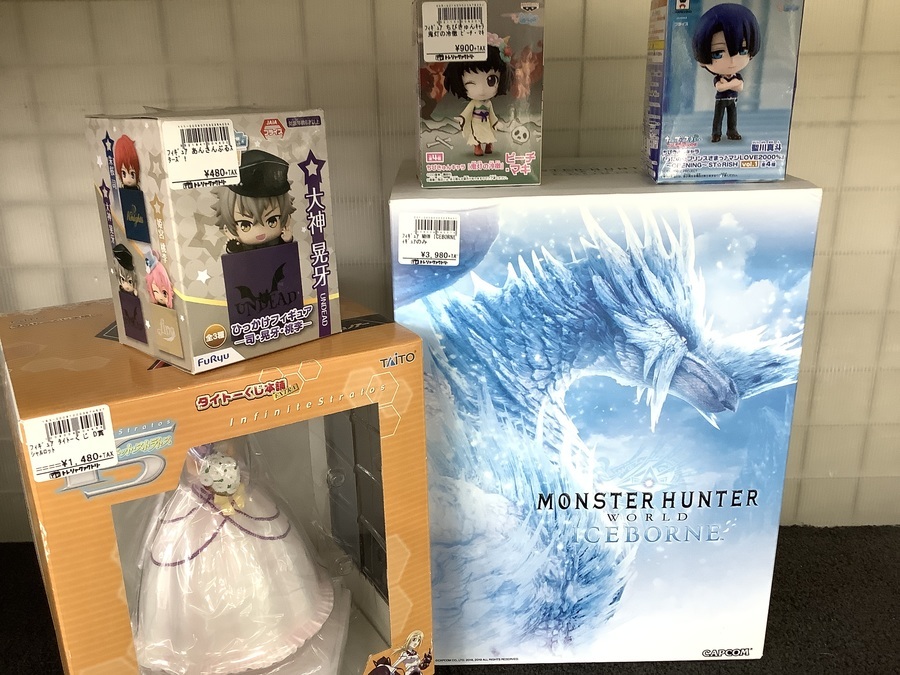 フィギュア 中古 箱なし 在庫処分】箱なしフィギュア3体 ドラゴンボール - メルカリ