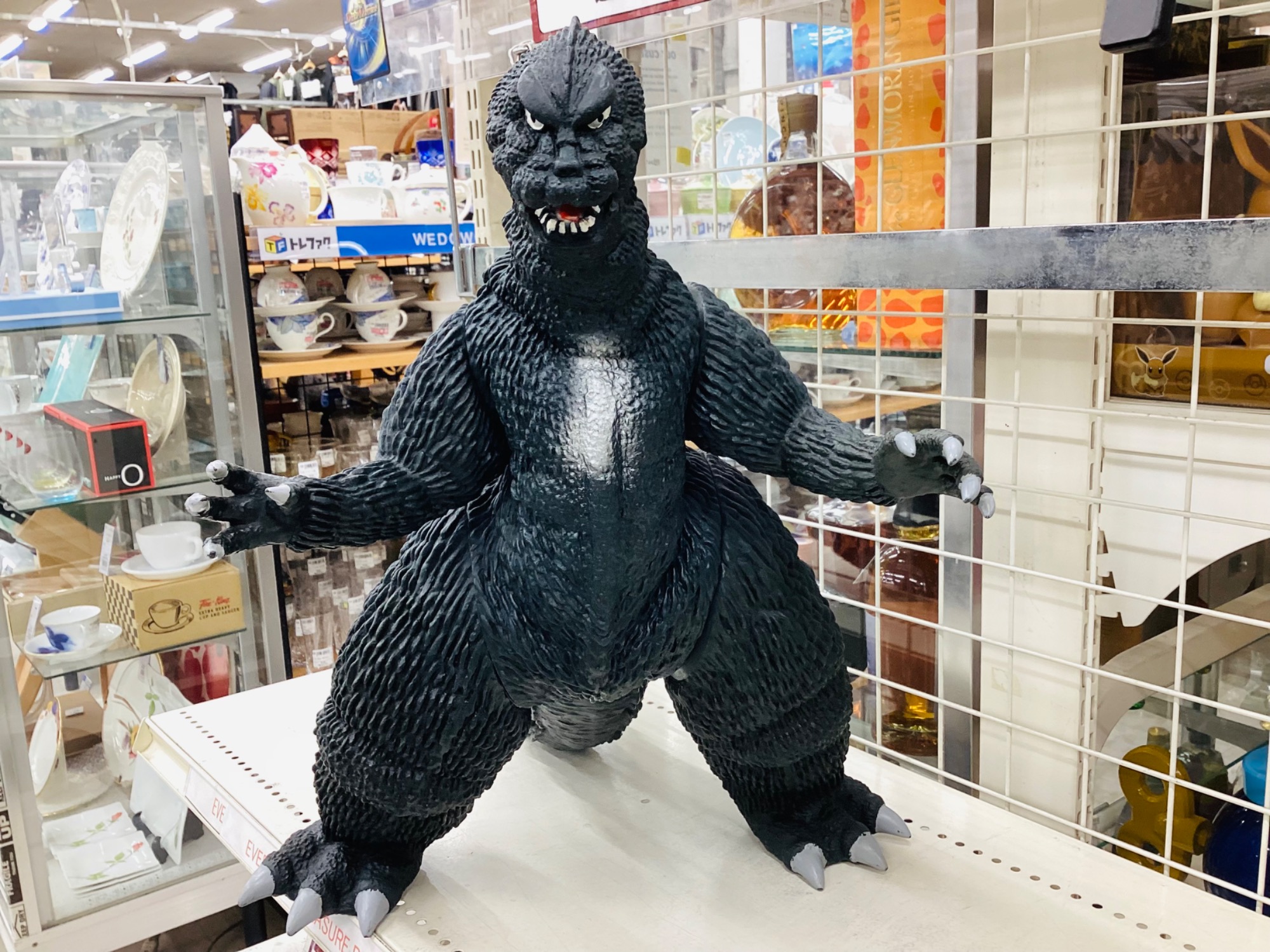 全長80cm!!ポピー製の巨大ゴジラ入荷致しました!!｜2024年07月16日