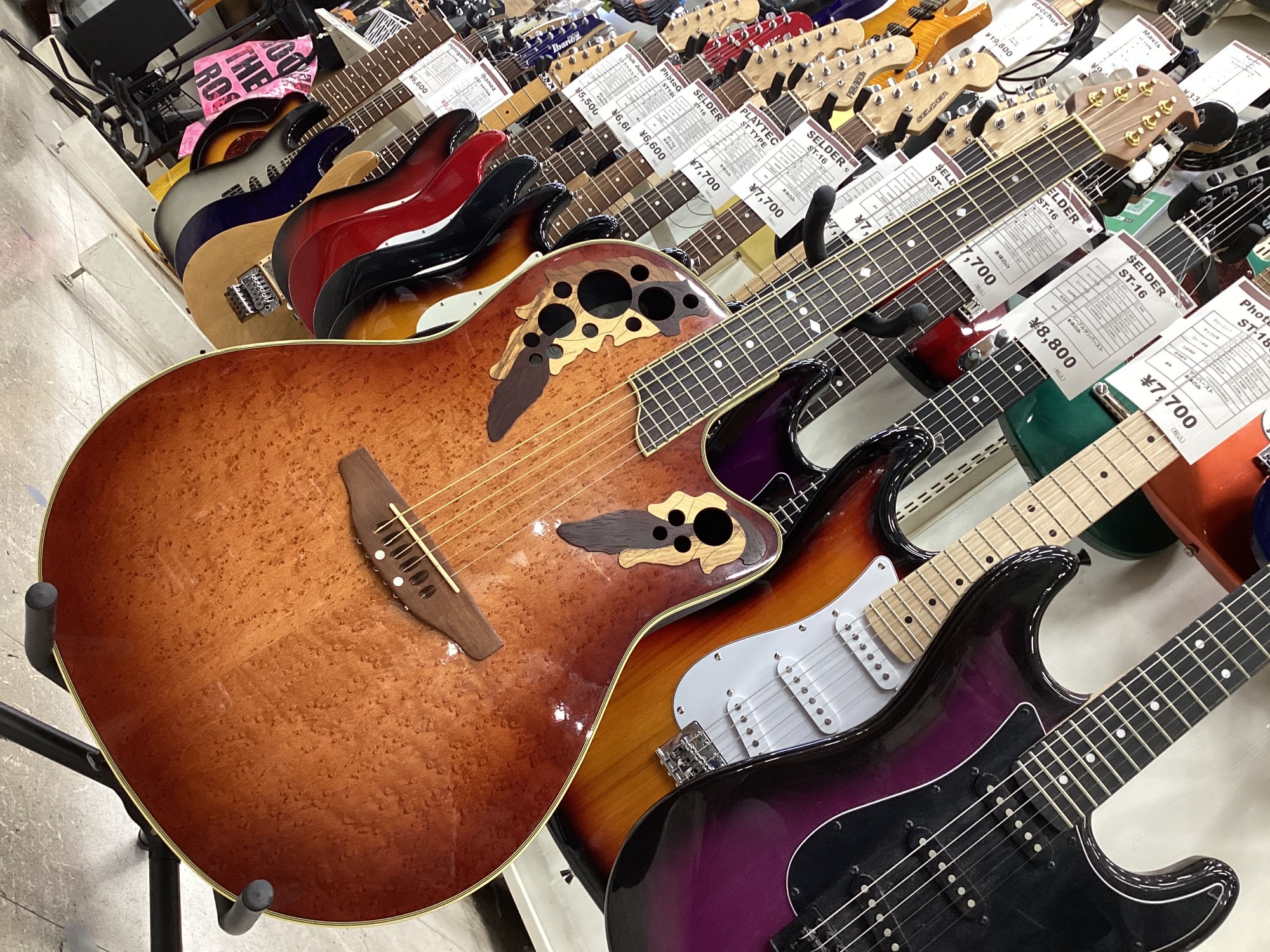 Ovation】オベーションのエレアコ買取入荷♪【CP257 Celebrity