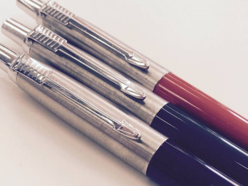 ビジネスアイテムのPARKER