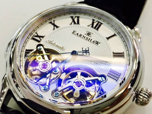 腕時計のEARNSHAW