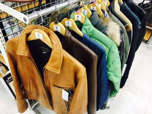 トゥモローランド（TOMORROW LAND）の越谷･春日部近辺古着入荷情報