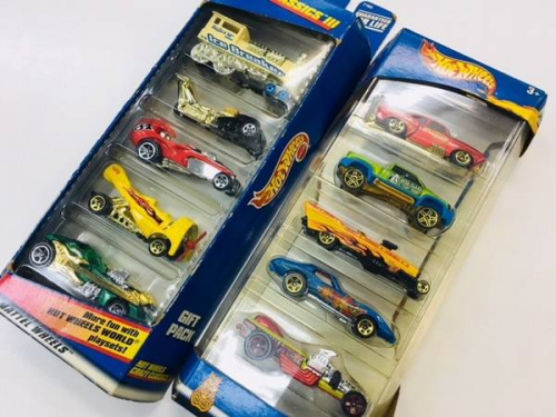 ミニカーのHOT WHEELS