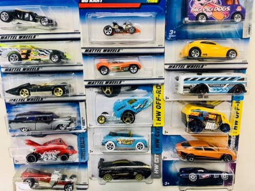 ミニカーのHOT WHEELS