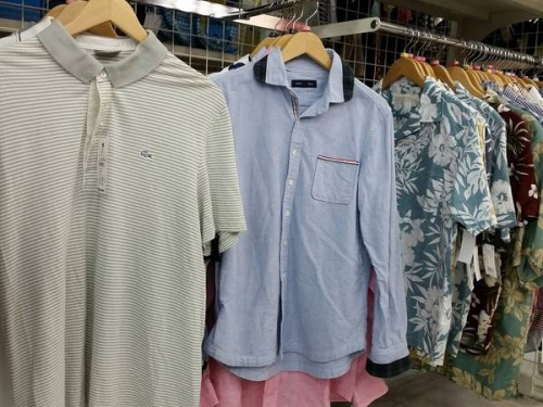 アロハシャツの夏物衣類