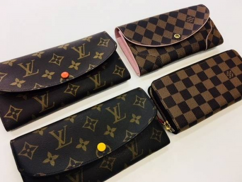 ブランド・ラグジュアリーの財布