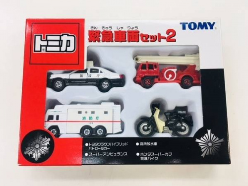 トミカのTOMY