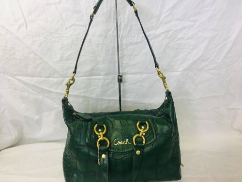 バッグのCOACH