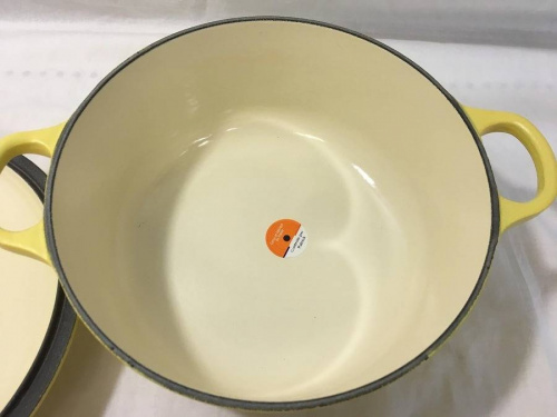 ルクルーゼの食器買取　越谷