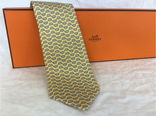 ブランド・ラグジュアリーのビジネスアイテム