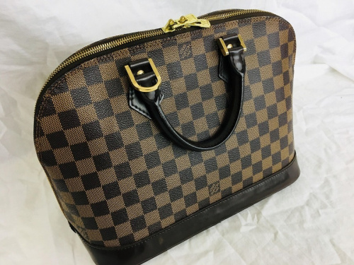 ブランド・ラグジュアリーのルイヴィトン（LOUIS VUITTON）