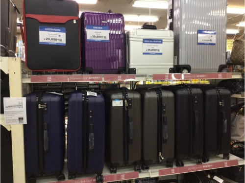 バッグのキャリーバッグ