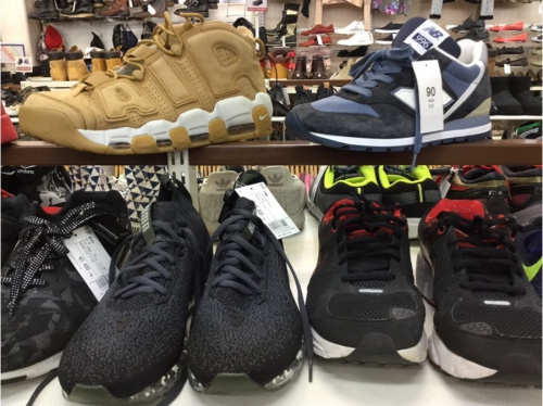 レディースファッションのスニーカー