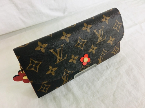 ブランド・ラグジュアリーのルイヴィトン（LOUIS VUITTON）