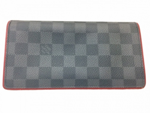 ブランド・ラグジュアリーのルイヴィトン(LOUIS VUITTON)