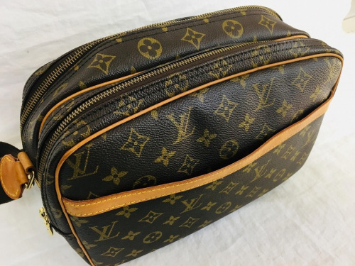 ブランド・ラグジュアリーのルイヴィトン(LOUIS VUITTON)