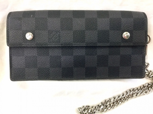 ブランド・ラグジュアリーのルイヴィトン（LOUIS VUITTON）